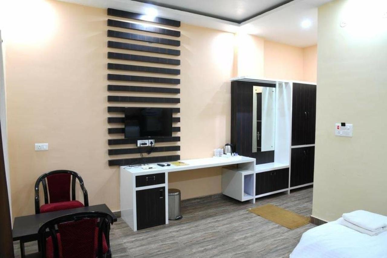 Hotel Mariya International Bodh Gaya Ngoại thất bức ảnh