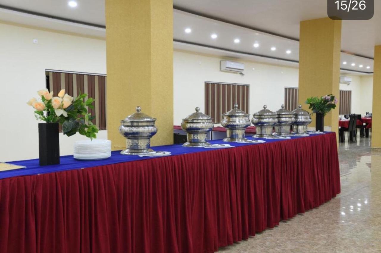 Hotel Mariya International Bodh Gaya Ngoại thất bức ảnh